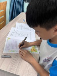 Hội thi viết chữ đẹp